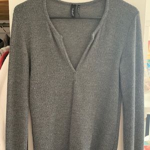 Grey long sleeve tee